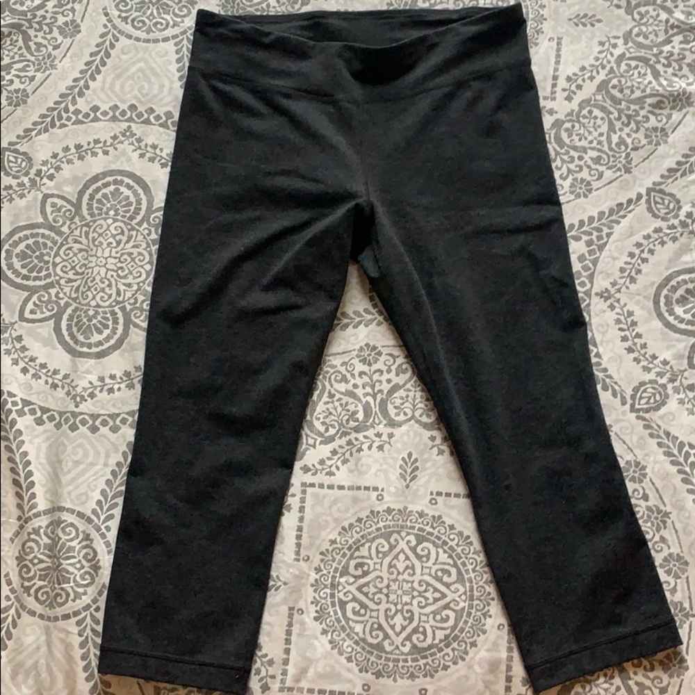 Under Armour Crop Leggings